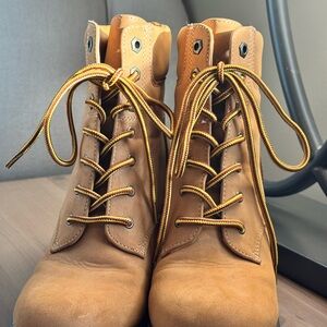 White Mt. Leather Boots in Tan